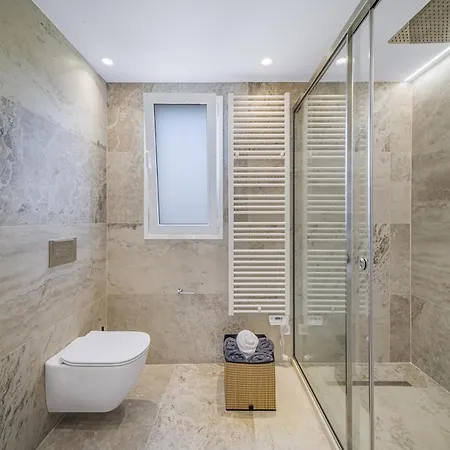 Villa Yiayia Relaxing By The Sea And Heated Pool *